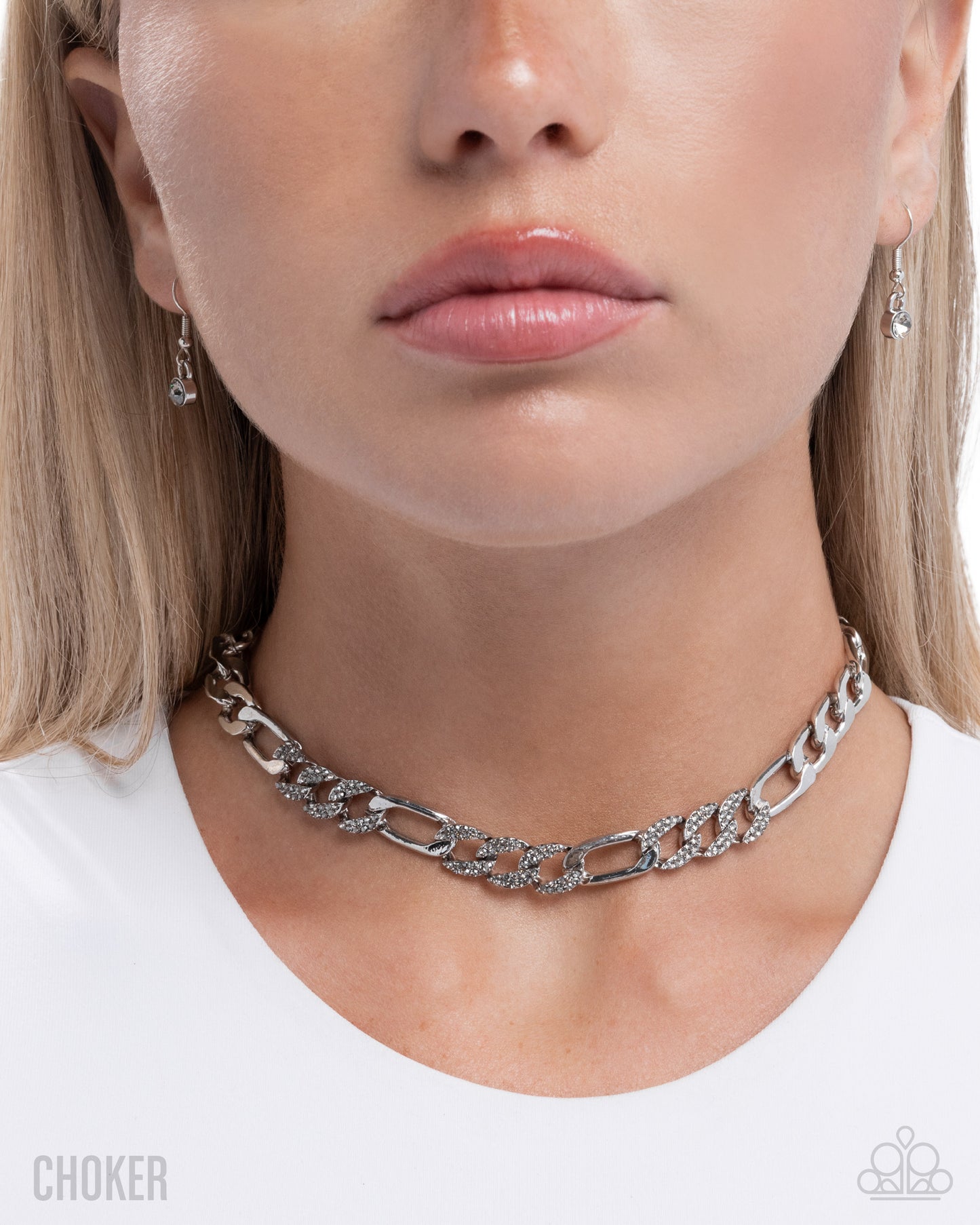 Daring Delight - Silver Curb Link Chain White Rhinestone Necklace - Paparazzi Accessories