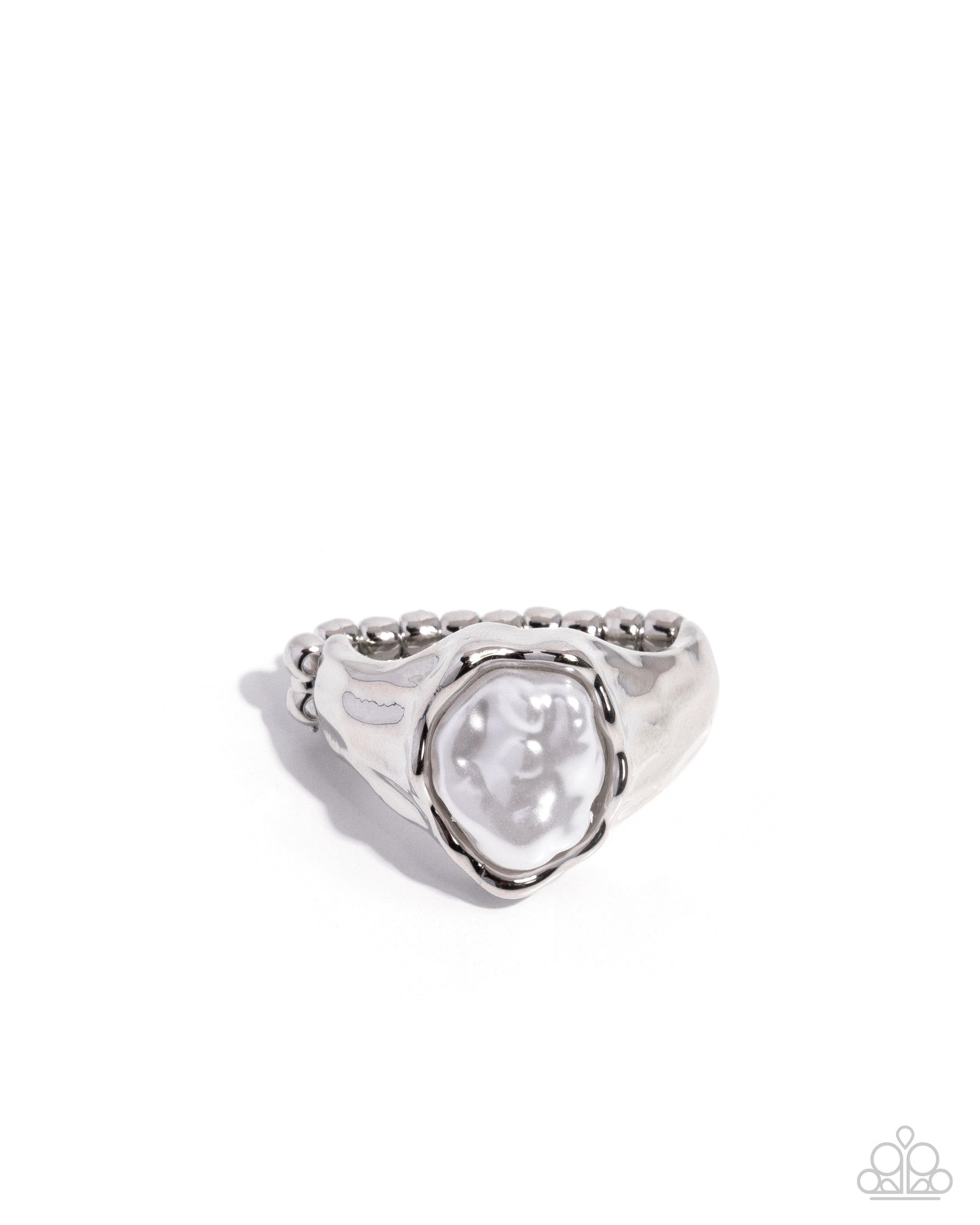 Baroque Moment - White