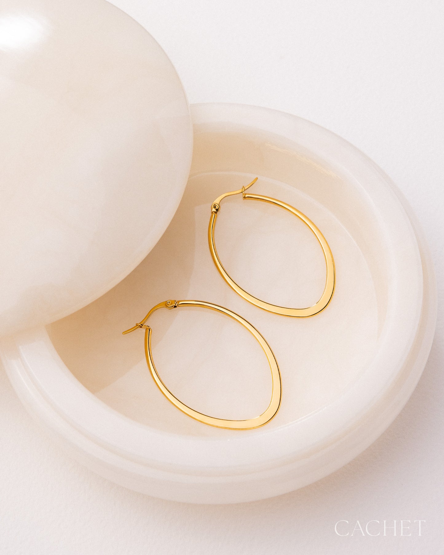 CACHET - Ovate - 18K Gold