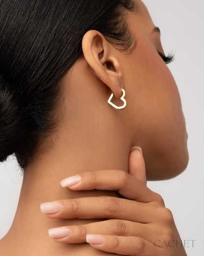 Sincre - 18K Gold Heart Hing Hoop Cachet Earrings - Paparazzi Accessories