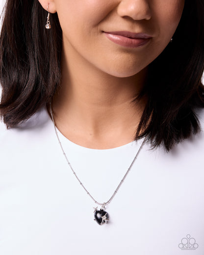 Relaxed Romantic - Black