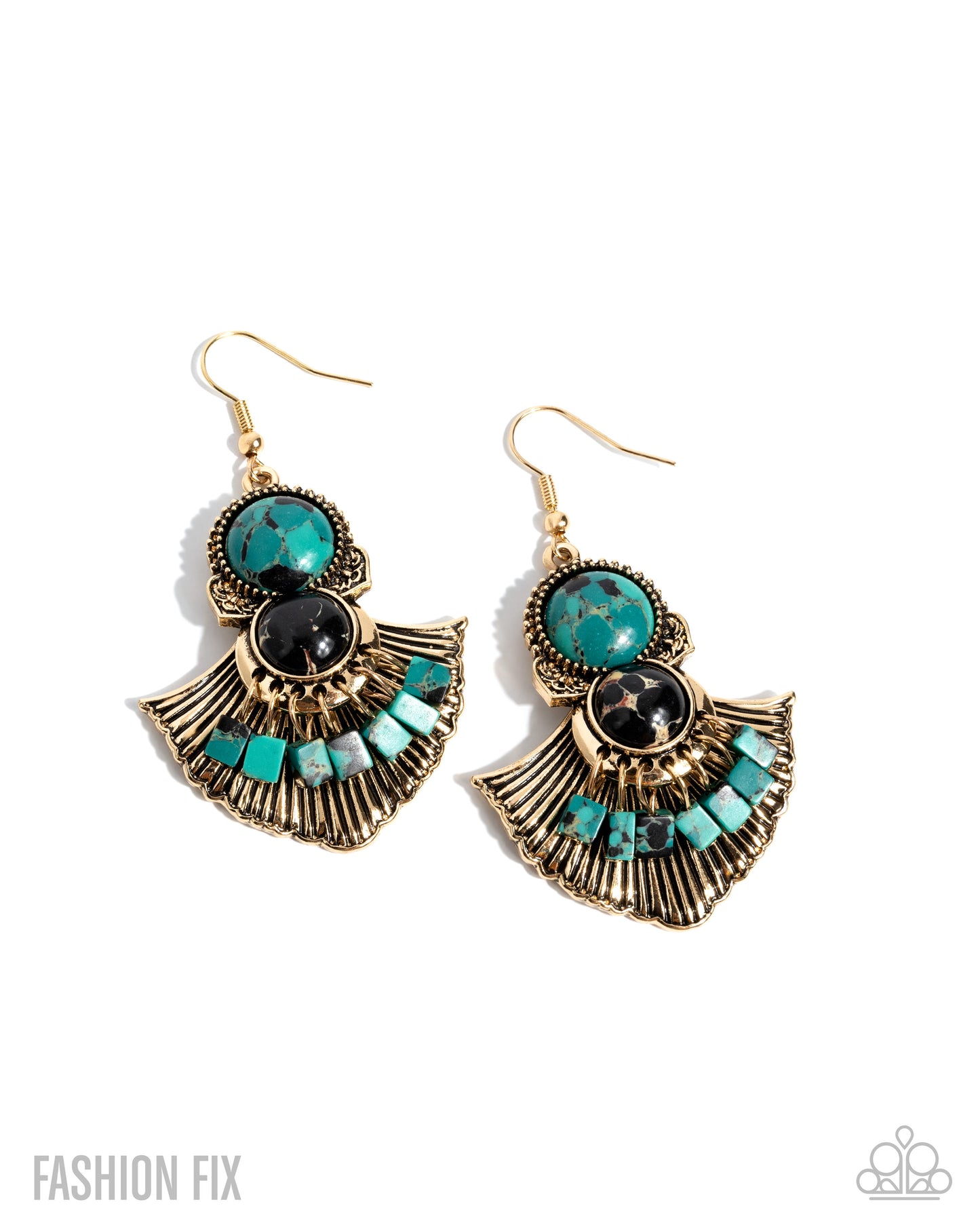 Expecting Adventure - Green Earrings - Simply Santa Fe December 2025 - Paparazzi Accessories