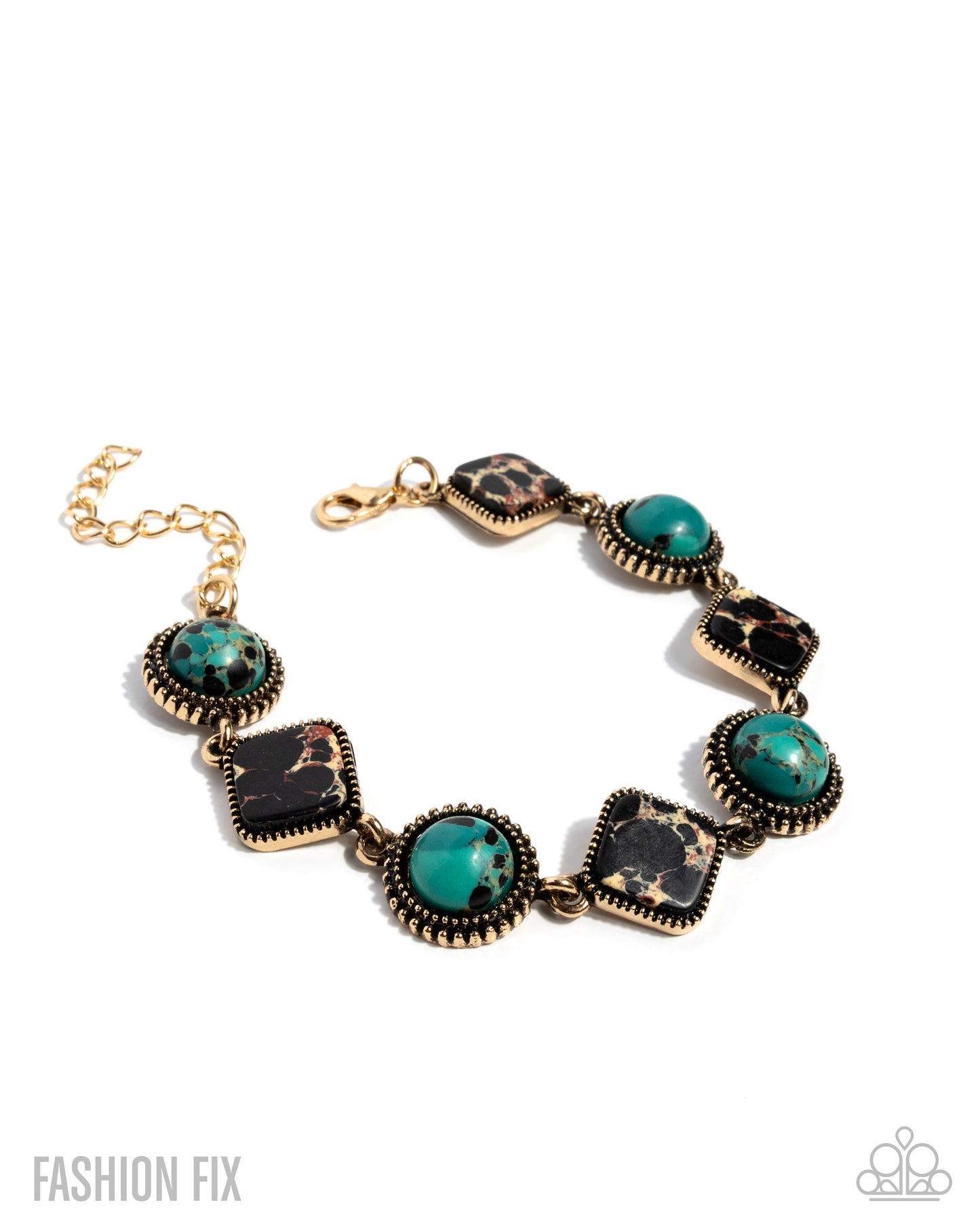 Free-Spirited Feat - Green Bracelet - Simply Santa Fe December 2025 - Paparazzi Accessories