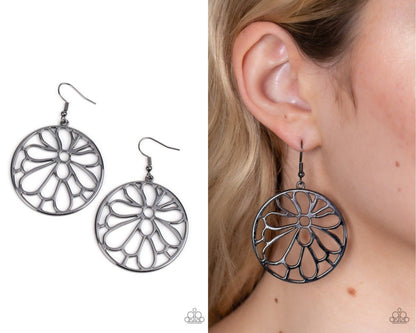 Glowing Glades - Black