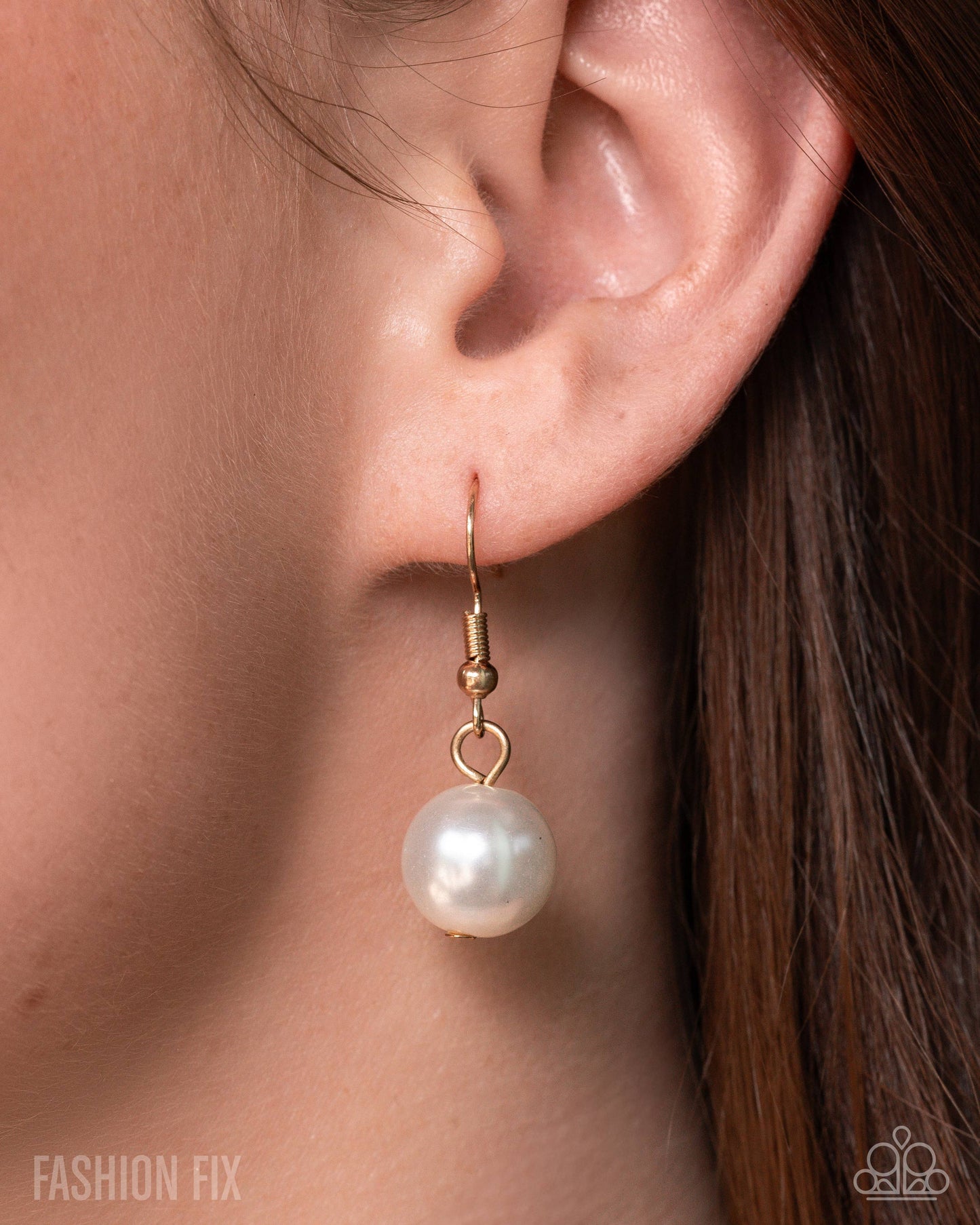 Owning the Room - Gold - November 2025 Fiercely 5th Avenue