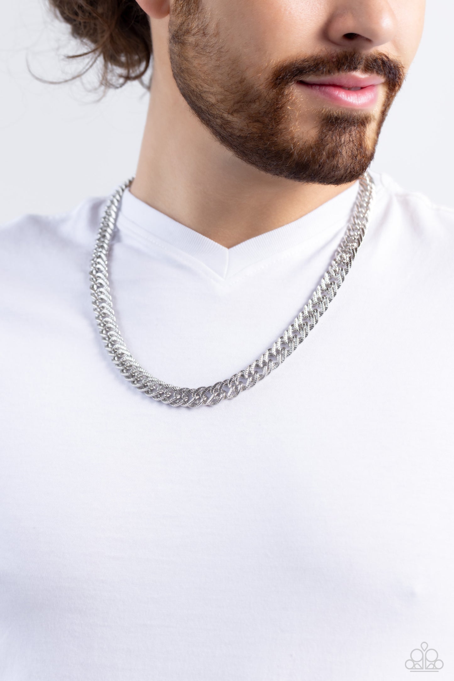 In The END ZONE - Silver Urban Chain Necklace - Paparazzi Accessories