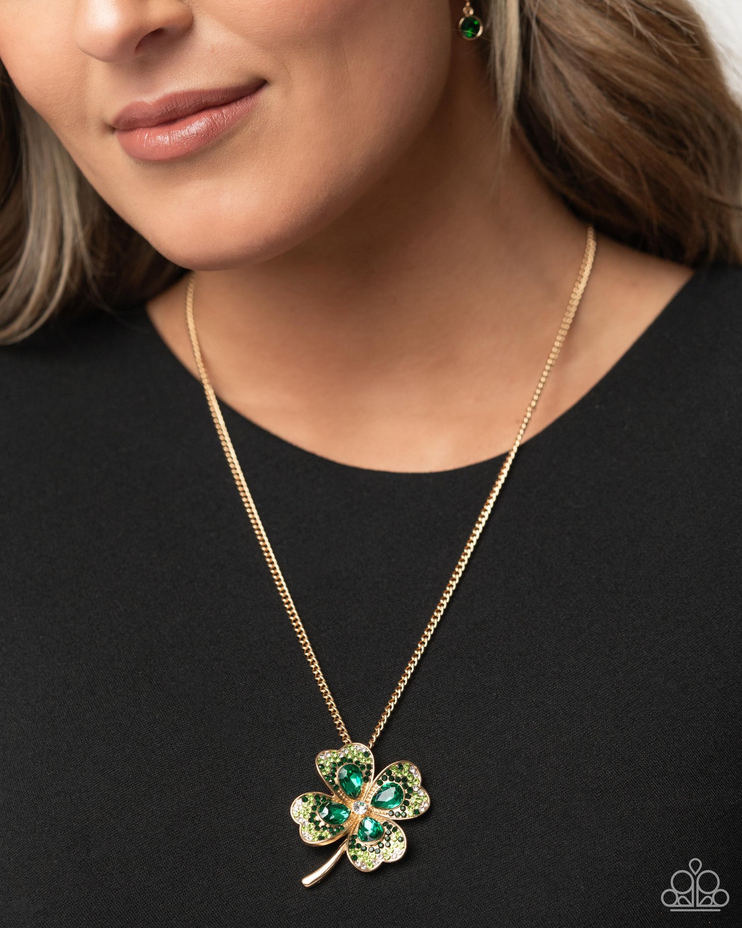 Four Leaf Fashion - Green Shamrock Necklace - Paparazzi Accessories